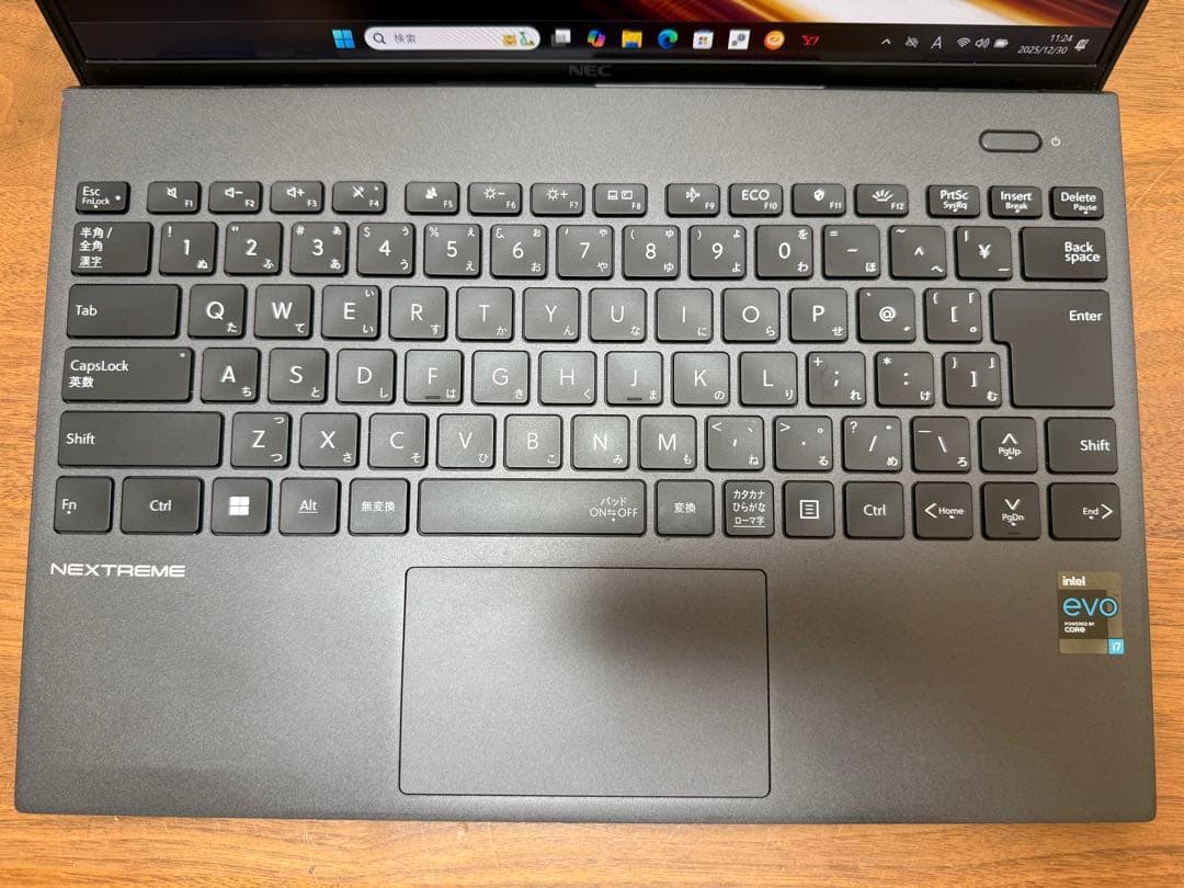 超軽量＆美品❗️ NEC NEXTREME Carbon PC-XC750DAB