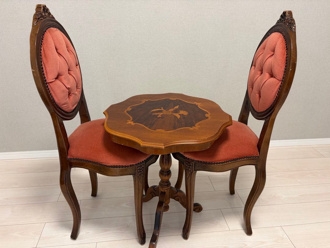 クラシック木製椅子1脚