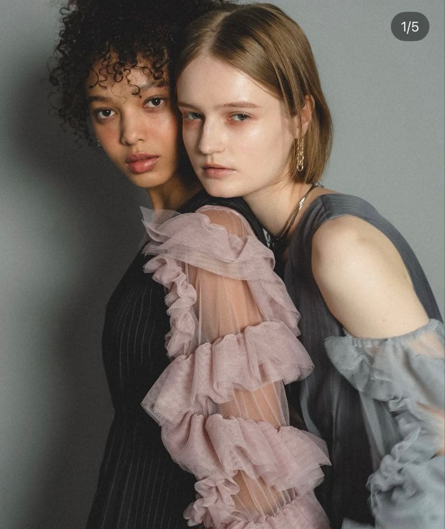 et.UNiVER フリルスリーブドレス　ブラック　オケージョン　参列　ドレス