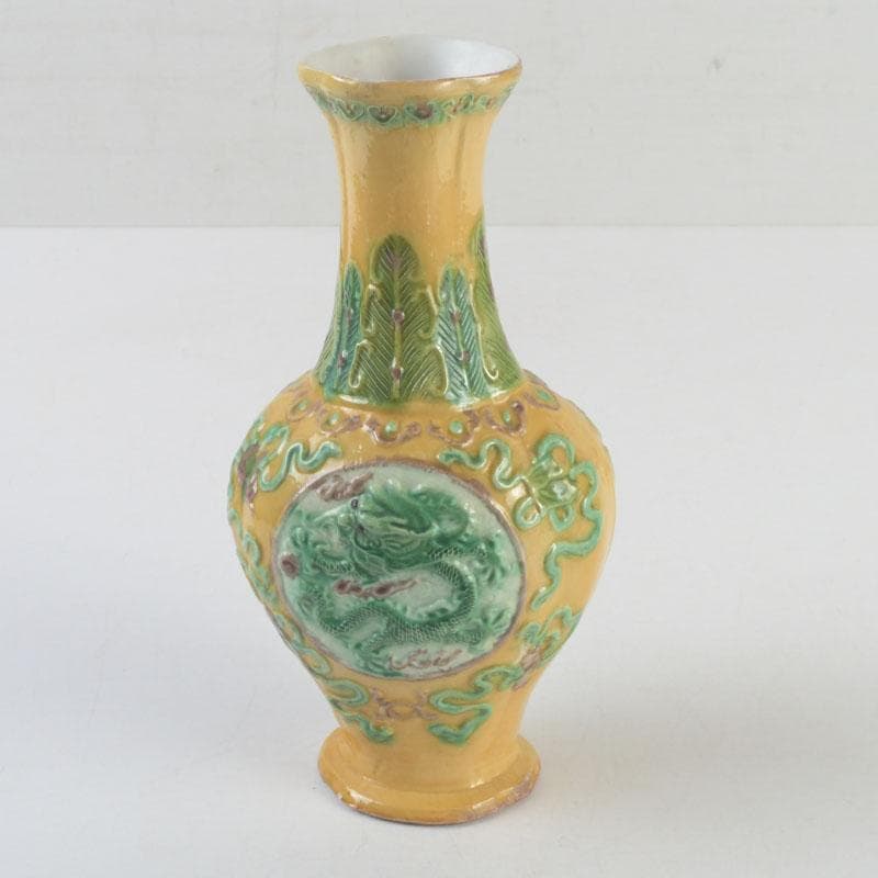 中国　大清光緒年製款　三彩　雲龍花草文瓶　花瓶　V　9593