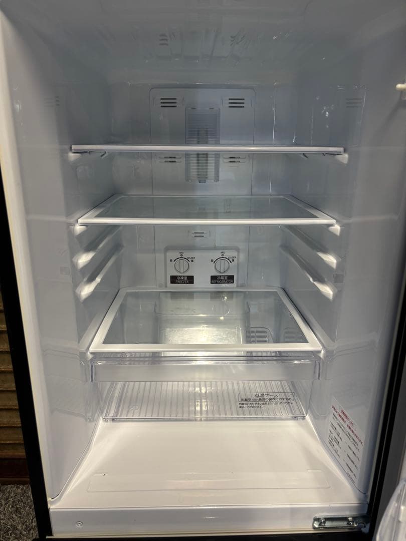 三菱 ノンフロン冷凍冷蔵庫 MR-P15D-B 2019年