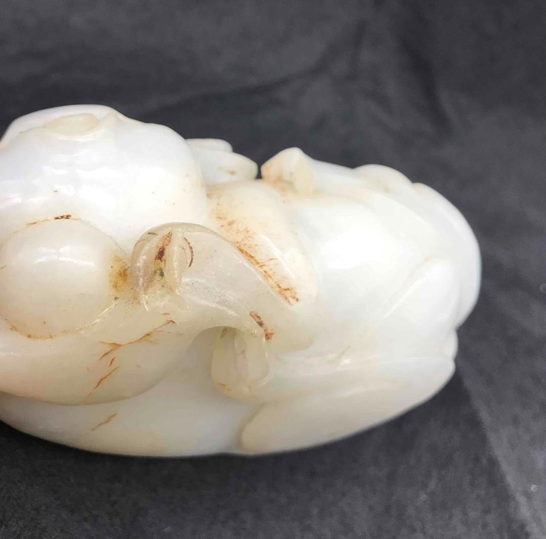 中国古美術　清時代　和田玉　純暖和田白玉彫り　縁起と財宝　豚　瑞猪(F-22)