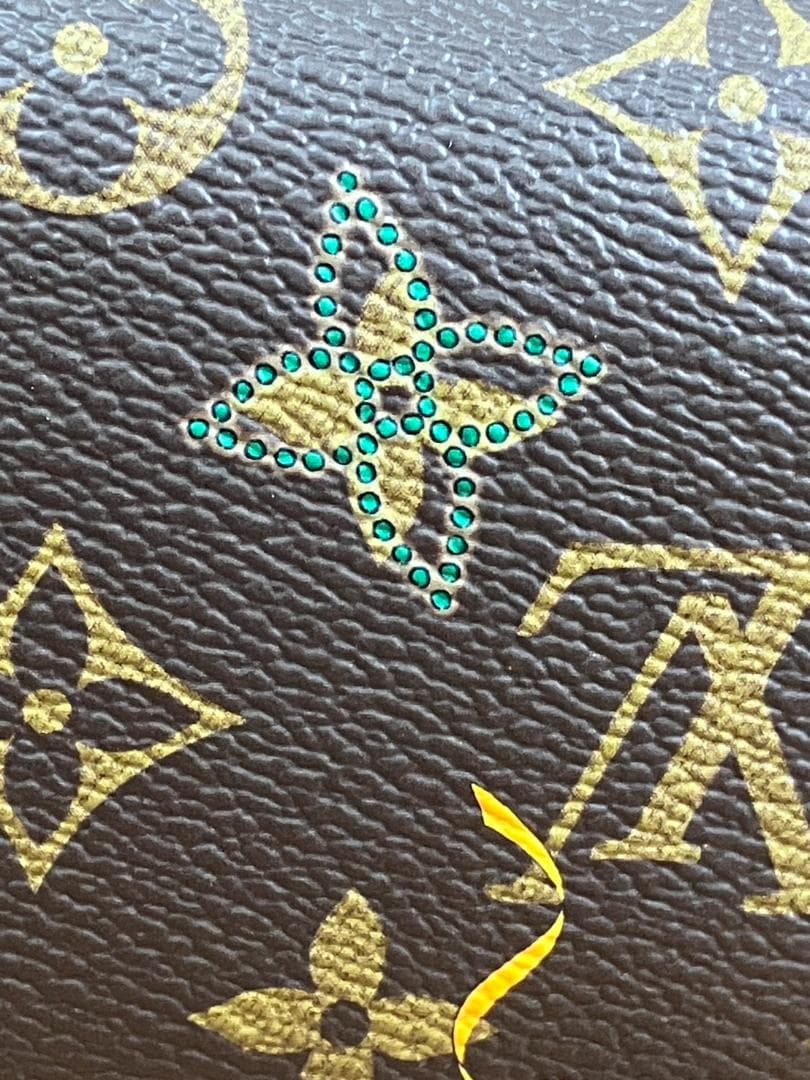 未使用品　ルイヴィトン　M15337　ポルトフォイユ・ヴィクトリーヌ