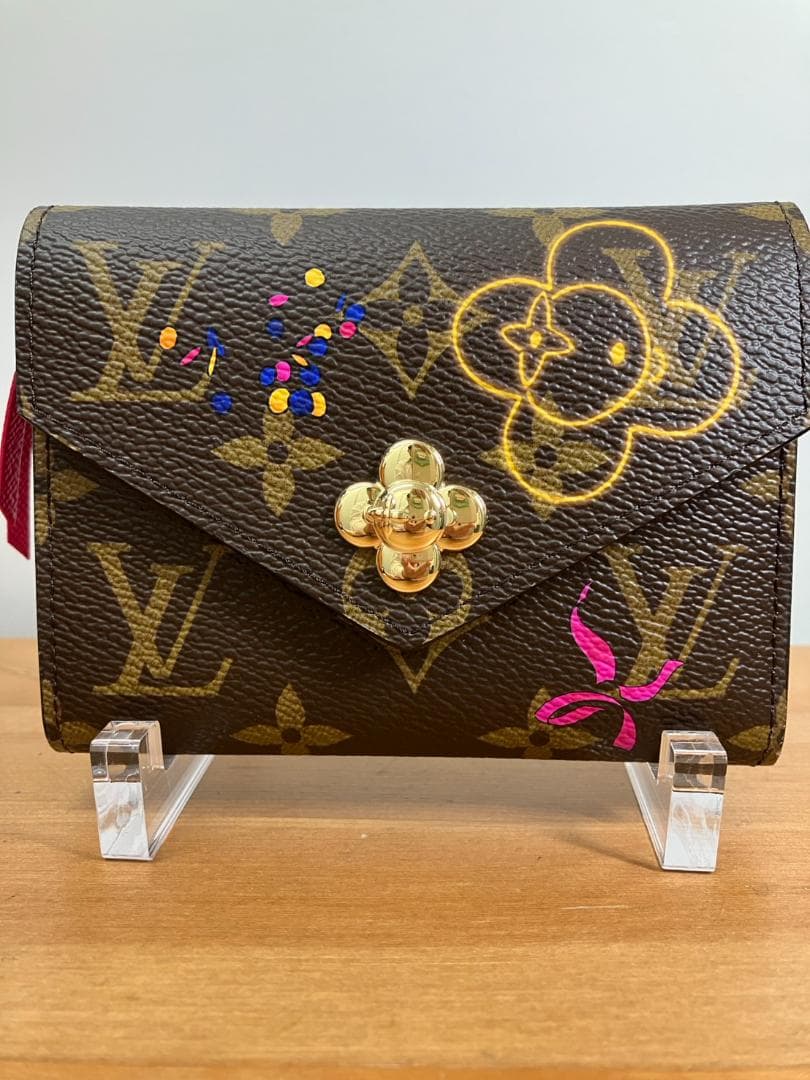 未使用品　ルイヴィトン　M15337　ポルトフォイユ・ヴィクトリーヌ