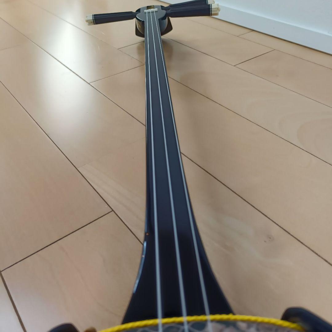 美品 沖縄三線 人工革 ソフトケース、爪、小物入れなど付属