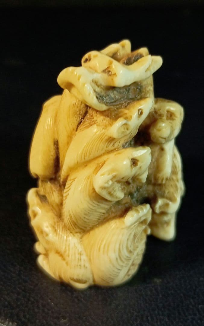 干支十二支 勢揃い 根付 正之 在銘 幕末頃の作者