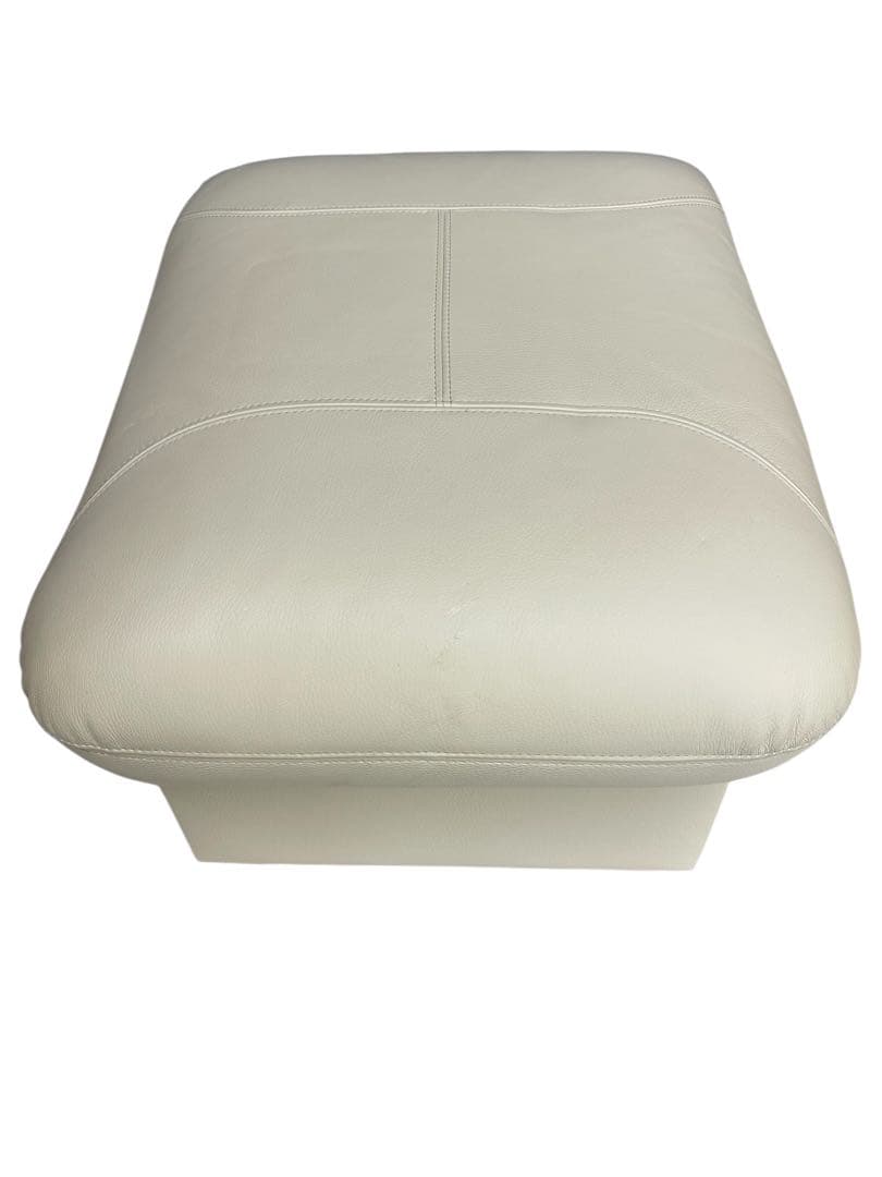 MUKU工房では日本有数の家具産地である旭川スッール