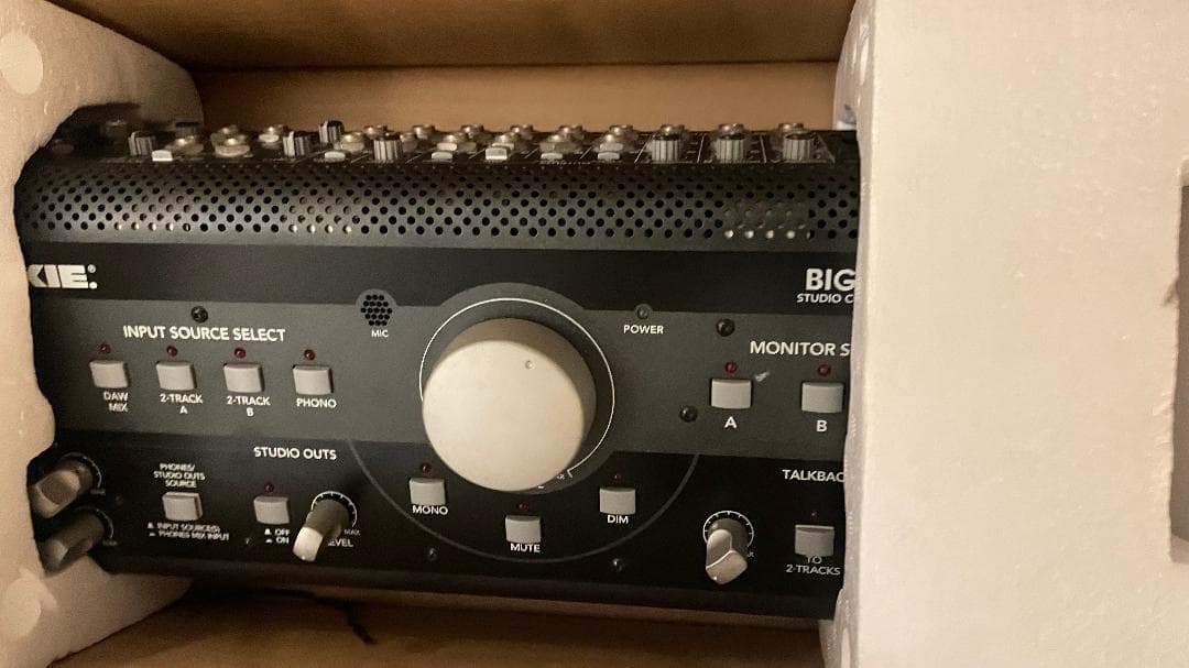 MACKIE BIG KNOB マッキー ビッグノブ