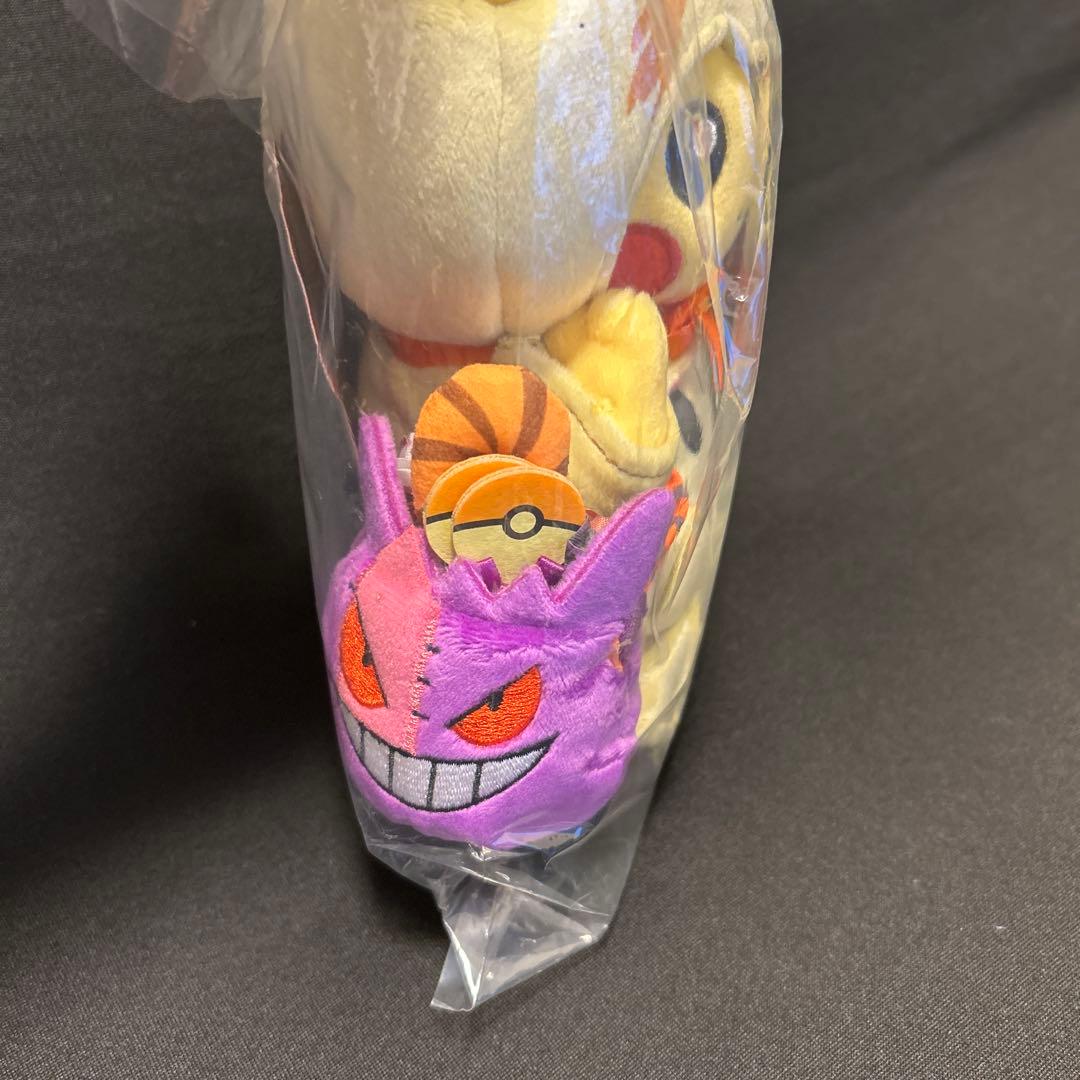 【新品未開封】ポケモンセンター ハロウィン ピカチュウ ミミッキュ ぬいぐるみ