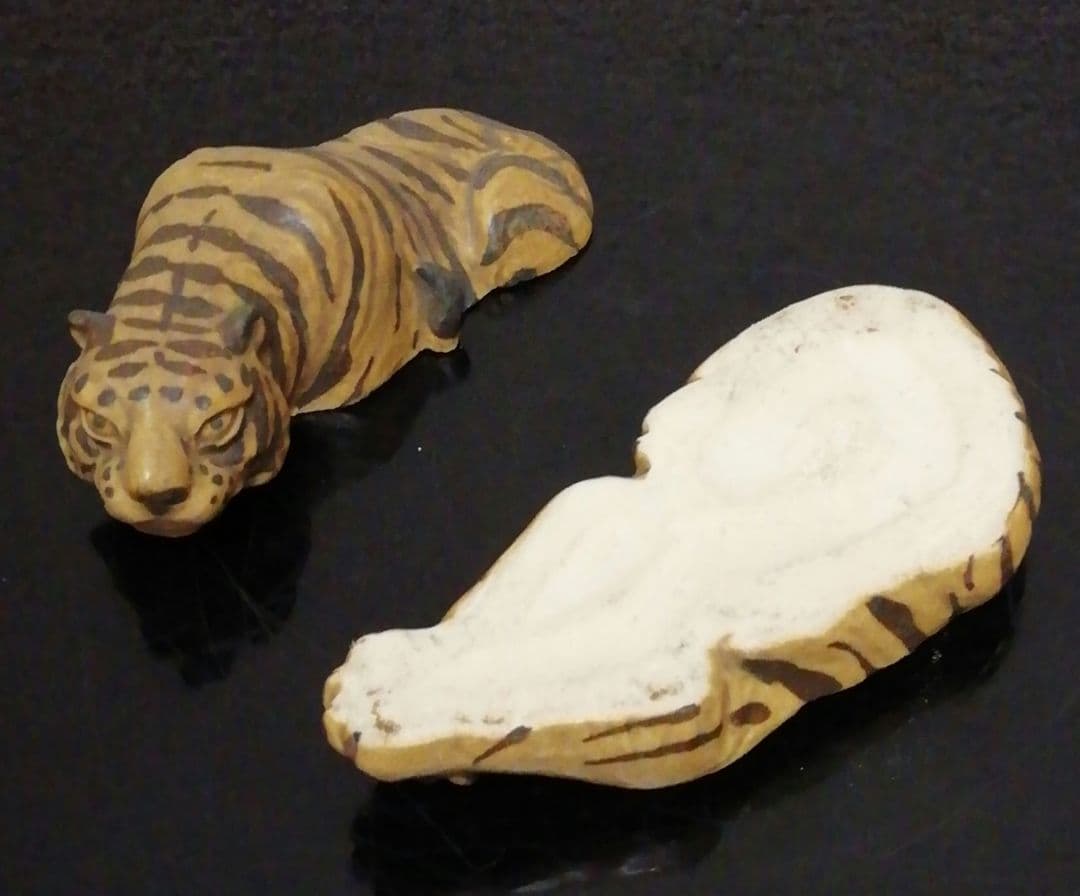 林沐雨作　一枝庵　虎　香合　共箱　共布　茶道具