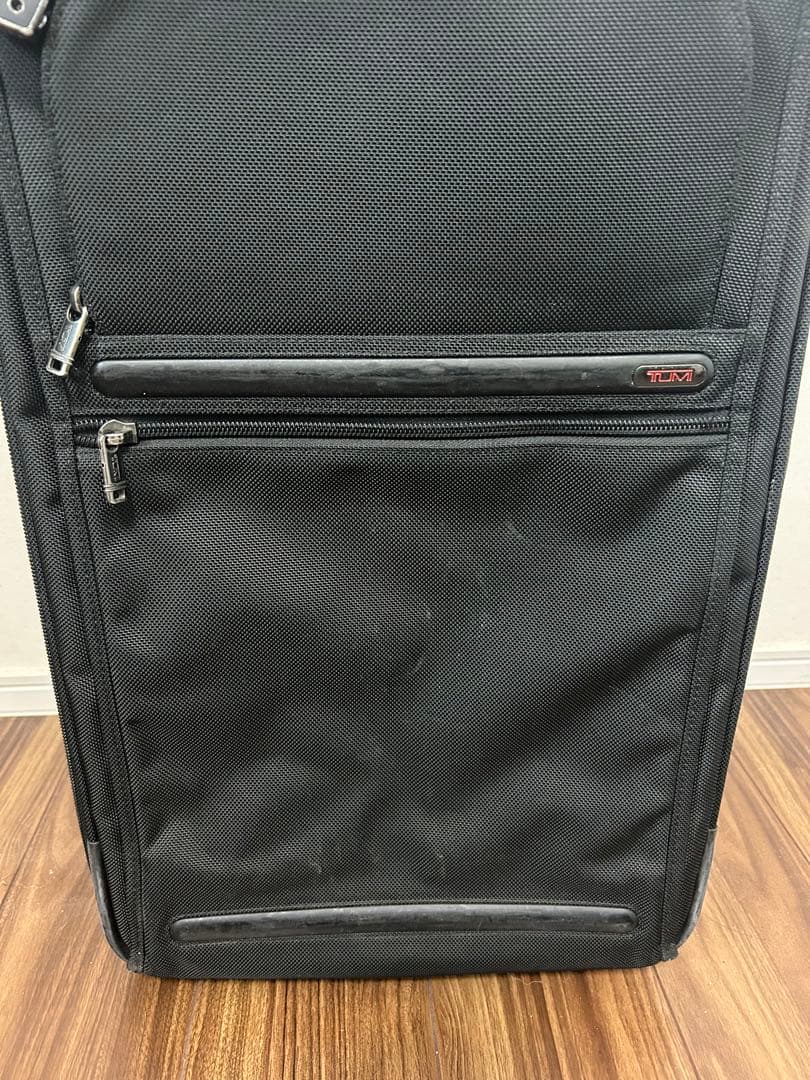 TUMI ブラック キャリーケース 機内持ち込み