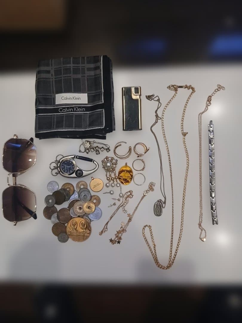 愛*夢様 遺品生前整理.Gucci サングラス 他