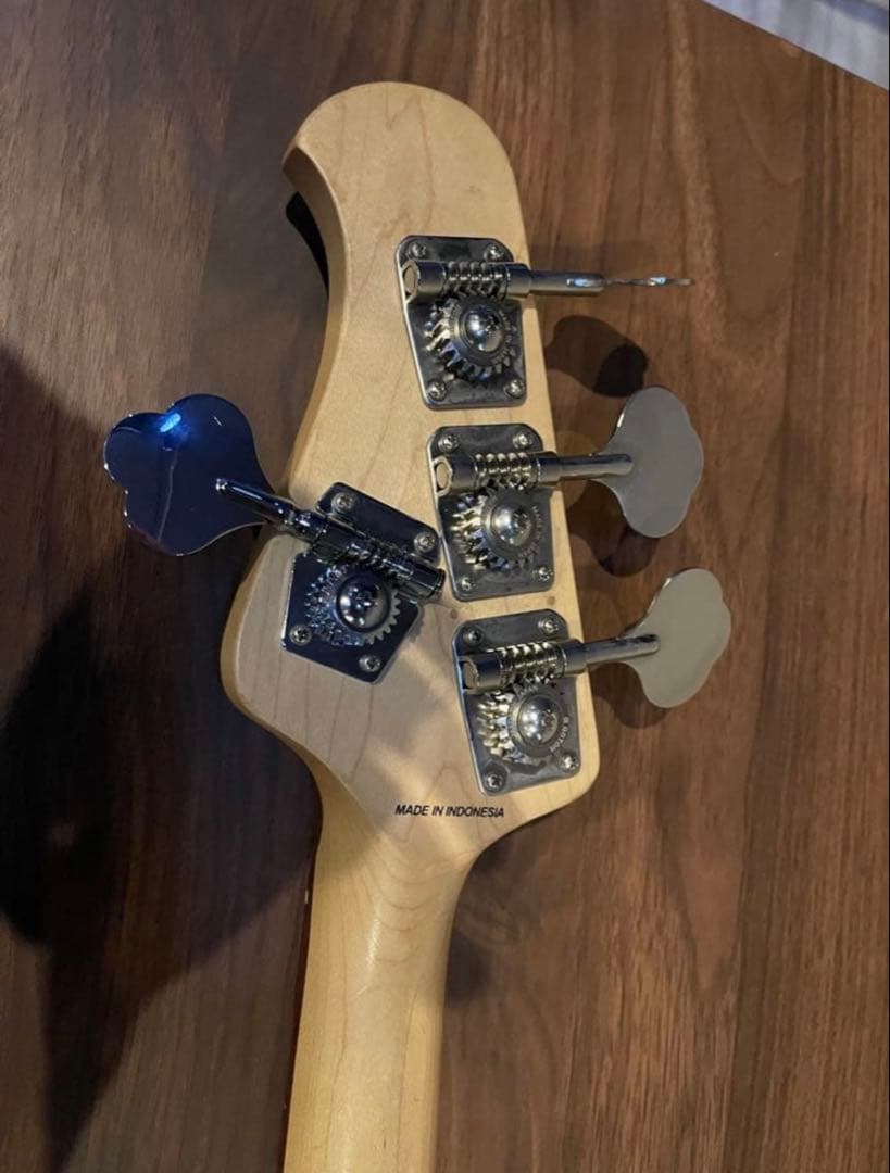 Sterling by MUSIC MAN Ray4 スティングレイ スターリン