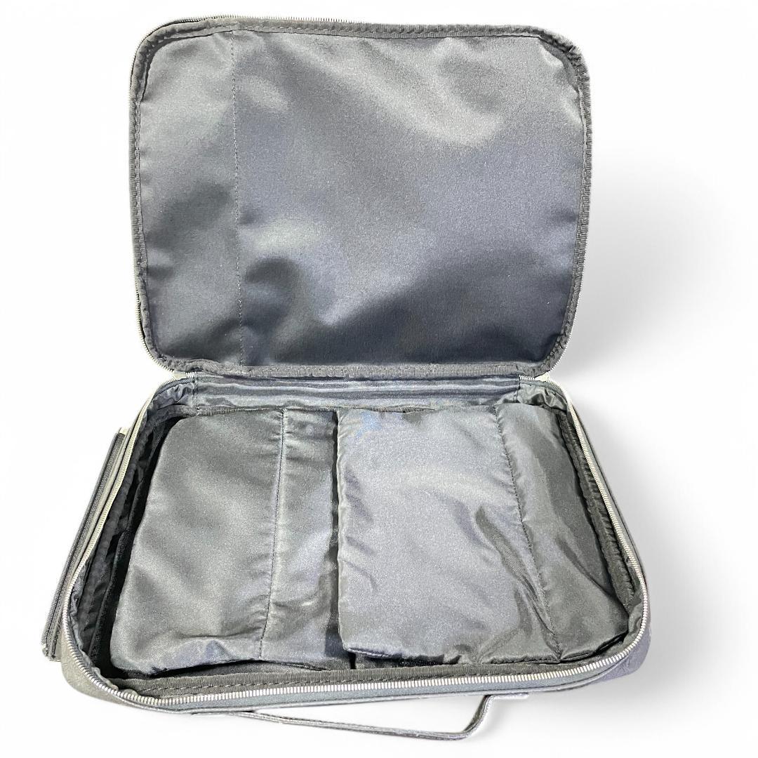 LOEWE キャリーケース　リピート　アナグラム　キャスター　鍵付き