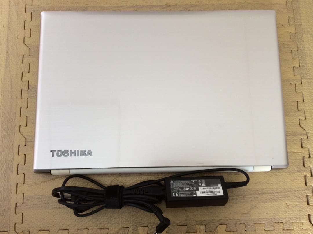 東芝ノートPC　高スペック　Win11 Corei7 16G SSD256G