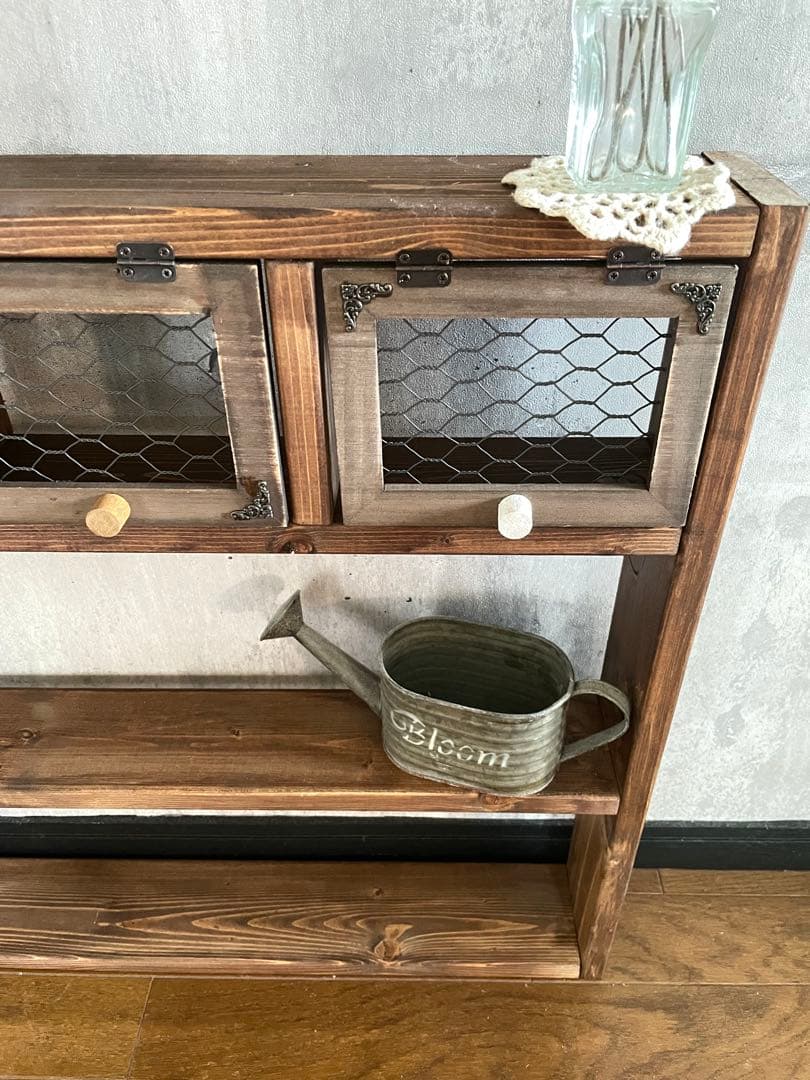 木製ラスタックシェルフ アンティーク調　収納棚　扉付き