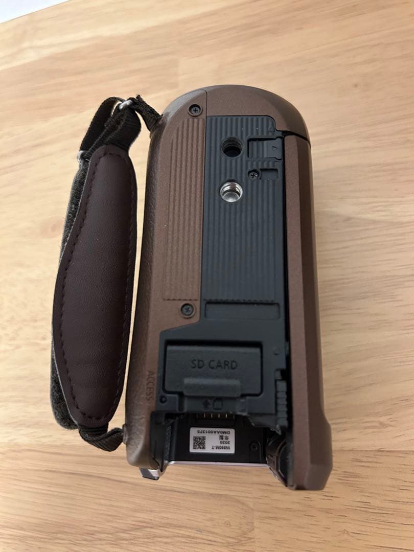 バミ様Panasonic デジタルハイビジョンカメラ HC-W590M