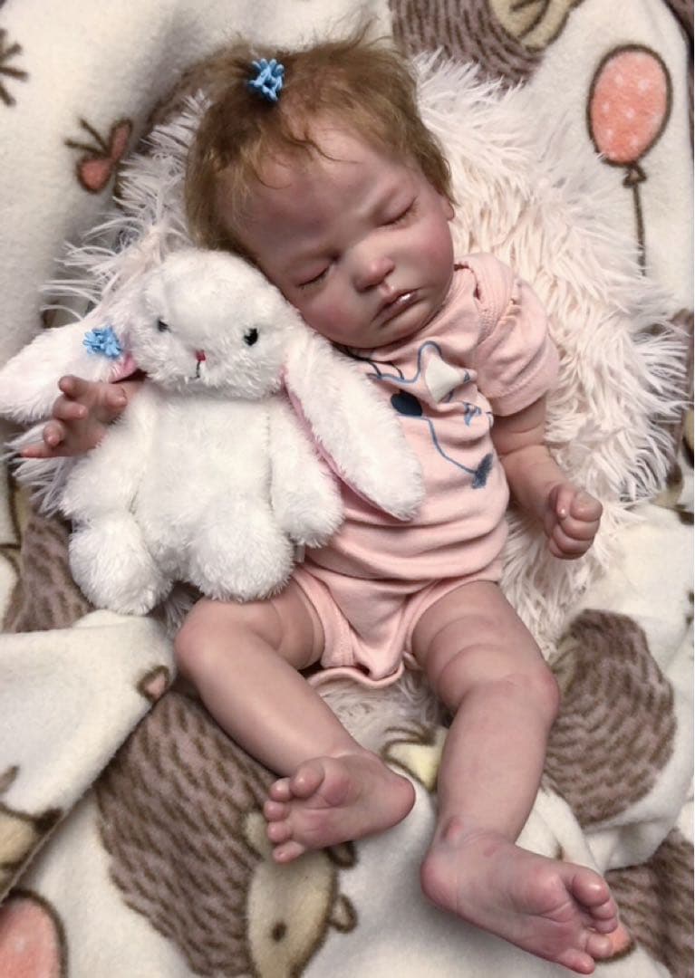 タイムセール♪正規キット刻印あり♪色白こぶりな赤ちゃん　リボーンドール