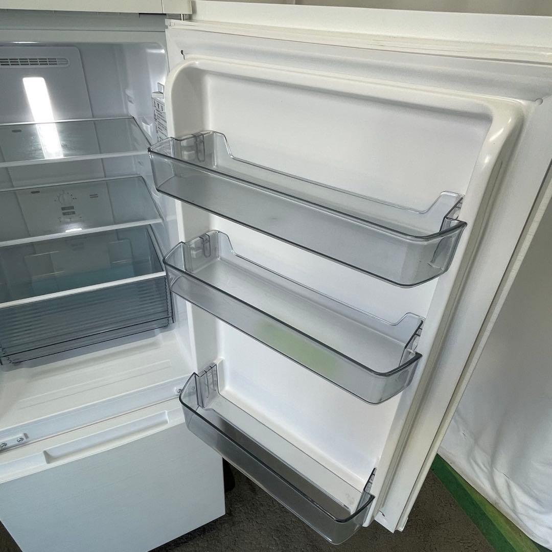そら✨⭕️設置無料⭕️　シャープ　冷蔵庫　200ℓ　付替可能ドア　22年