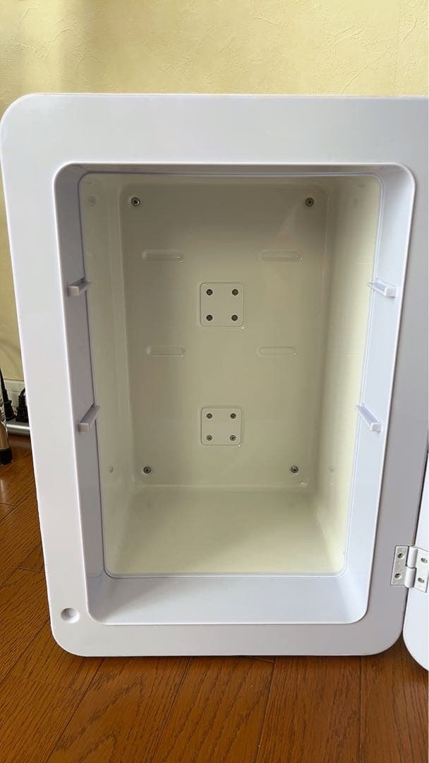 VERSOS ベルソス VS-440 24L ダブルペルチェ冷温庫　ミニ冷蔵庫