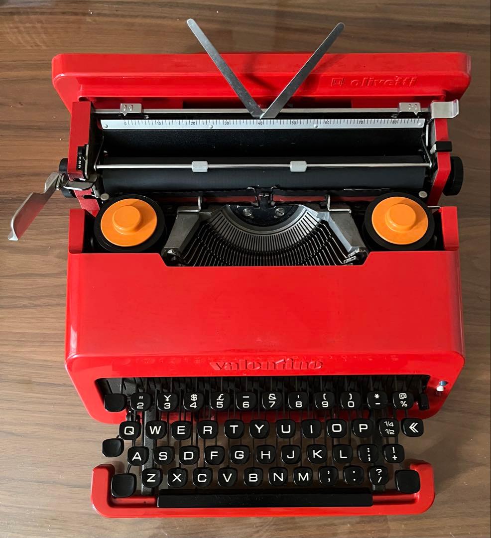 オリベッティ　タイプライター valentine