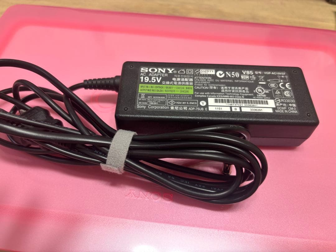 SONY VAIO PCG-61813N ノートパソコン　ピンク