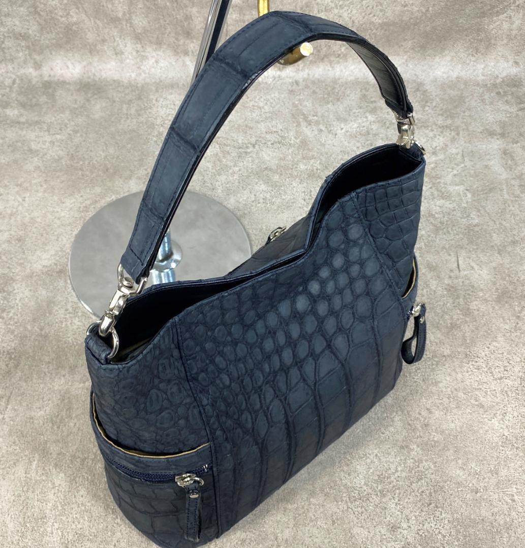 【極美品】 クロコダイル ワニ革 ヌバック 日本製 JRA認定 ショルダーバッグ