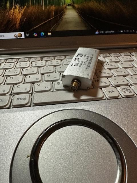 Runo 様用 SDRラジオ 受信セット。PC+SDR（USBドングル）