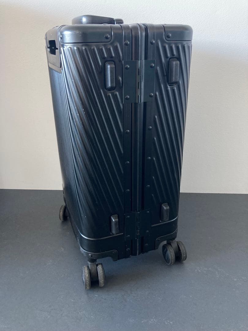 ace. アルミニウムキャリーケース 32L ブラック