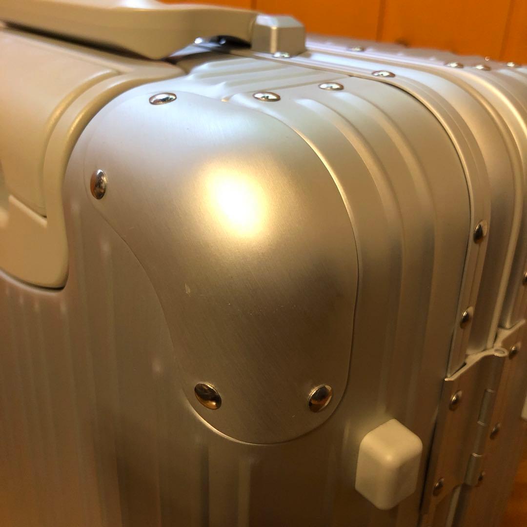 タ*ス様 メルセデスベンツ オリジナル アルミ スーツケース シルバー 32L