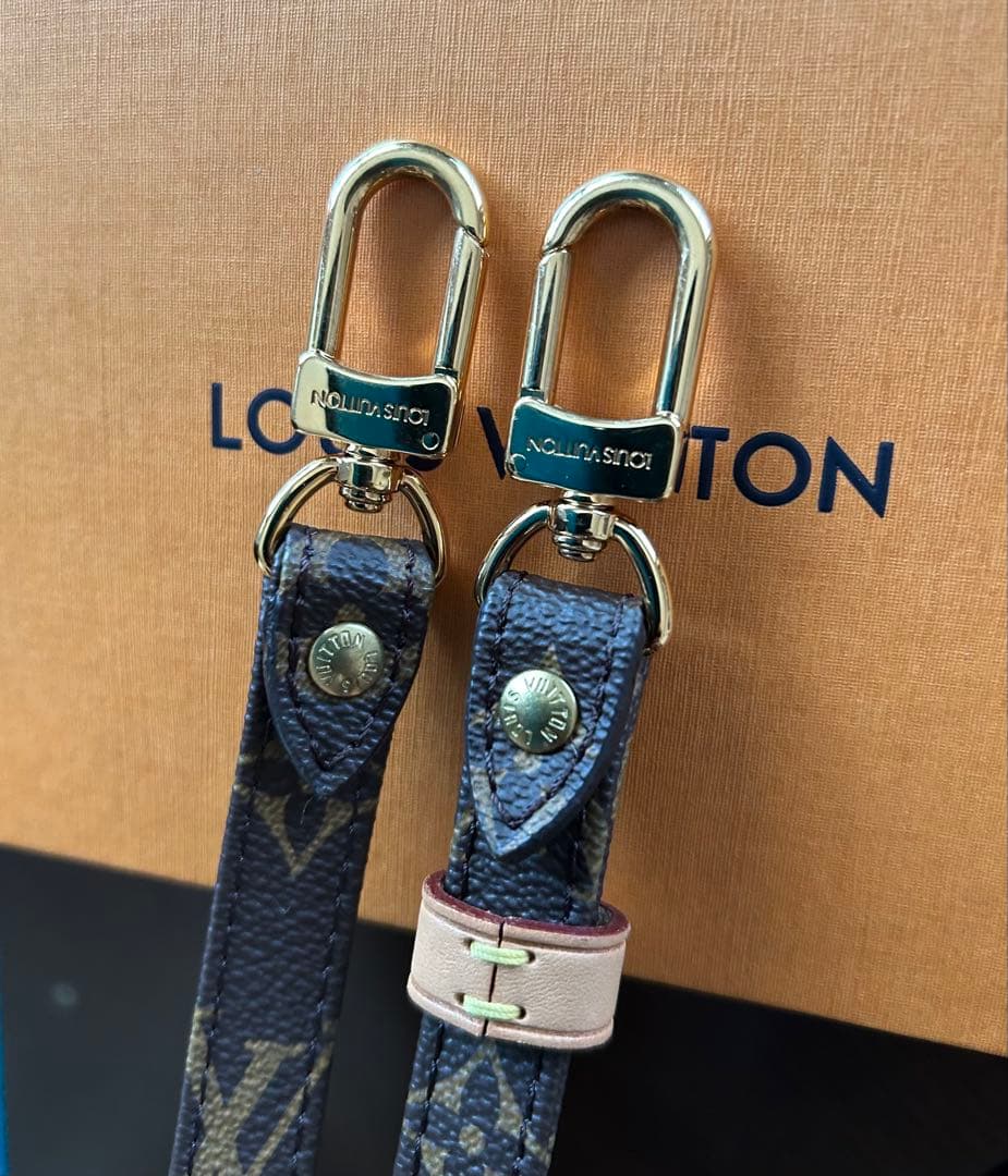 お値下げ❣️ルイヴィトン　モノグラム ショルダーストラップ