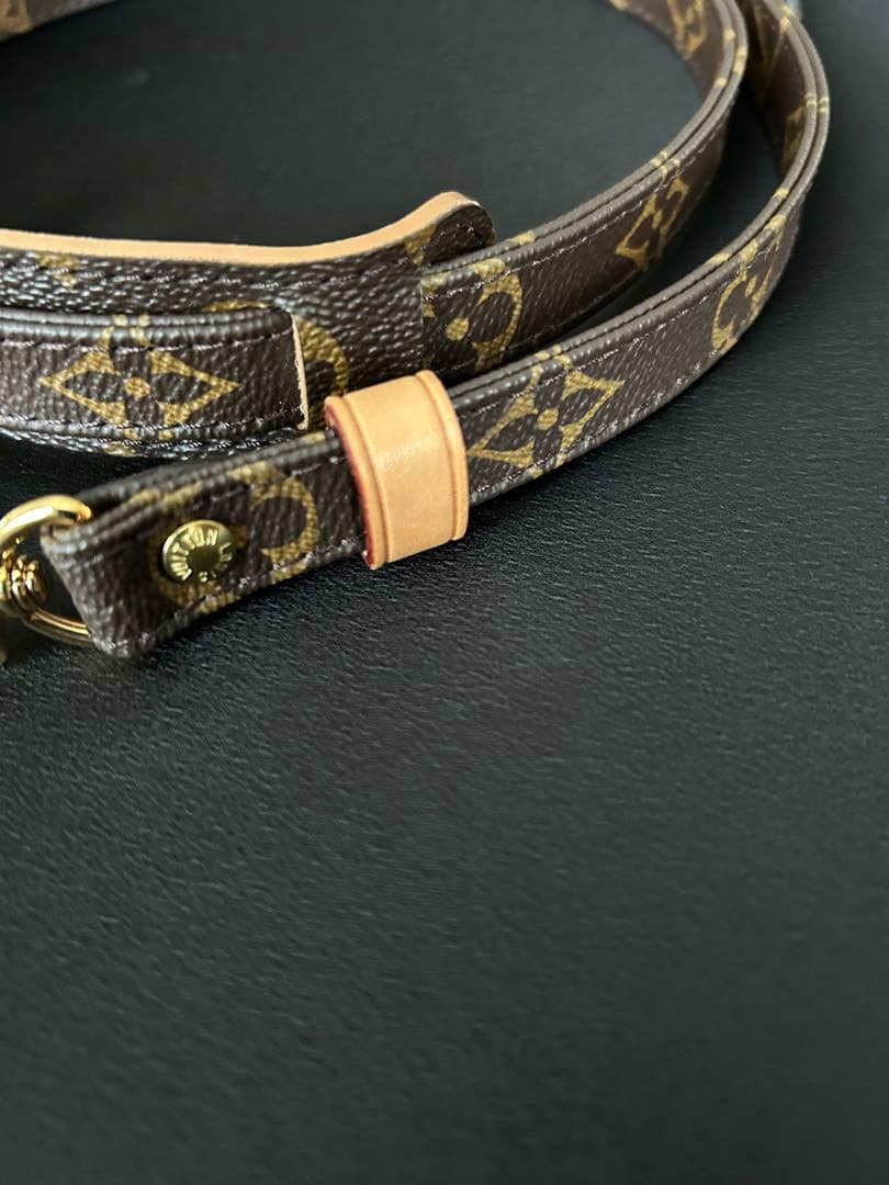 お値下げ❣️ルイヴィトン　モノグラム ショルダーストラップ