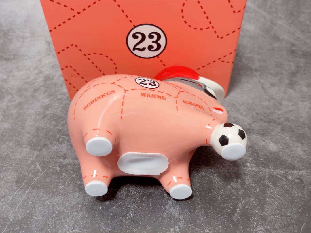 ポルシェ　ピンクピッグ　陶磁器　Porsche PINK PIG 貯金箱