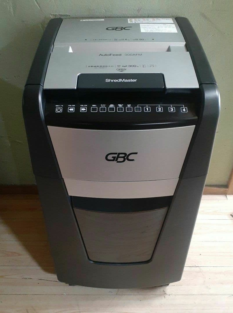 GBC AutoFeed 300AFM シュレッダー