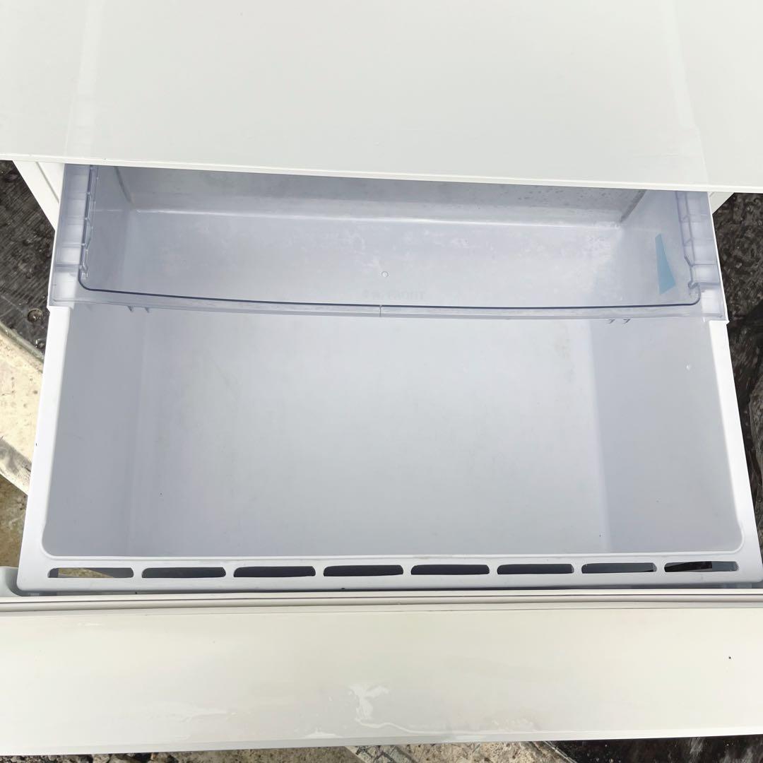 327取付無料！AQUA旬鮮チルド搭載 おしゃれホワイト自動製氷付き3ドア冷蔵庫