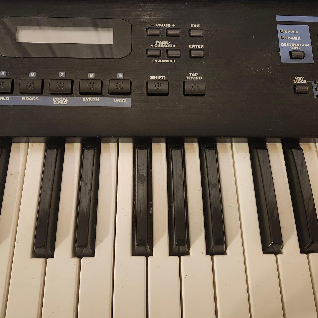 鍵盤楽器 Roland JUNO-D