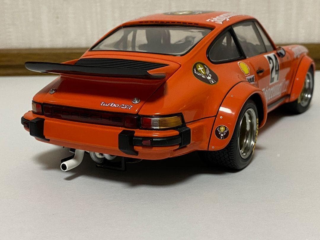 １／１８ エグゾト ポルシェ ９３４ ＲＳＲ １９７６ 新品 ミニカー