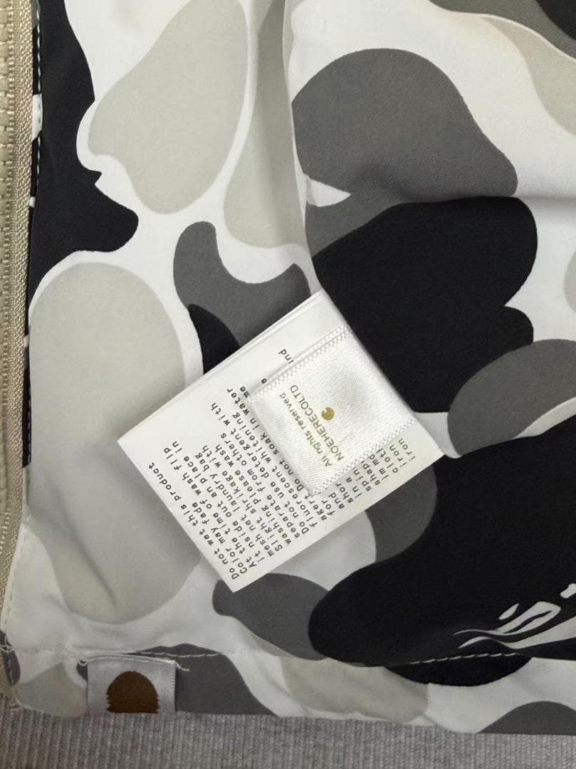 激レア　bapeリバーシブルダウンジャケット　早い者勝ち