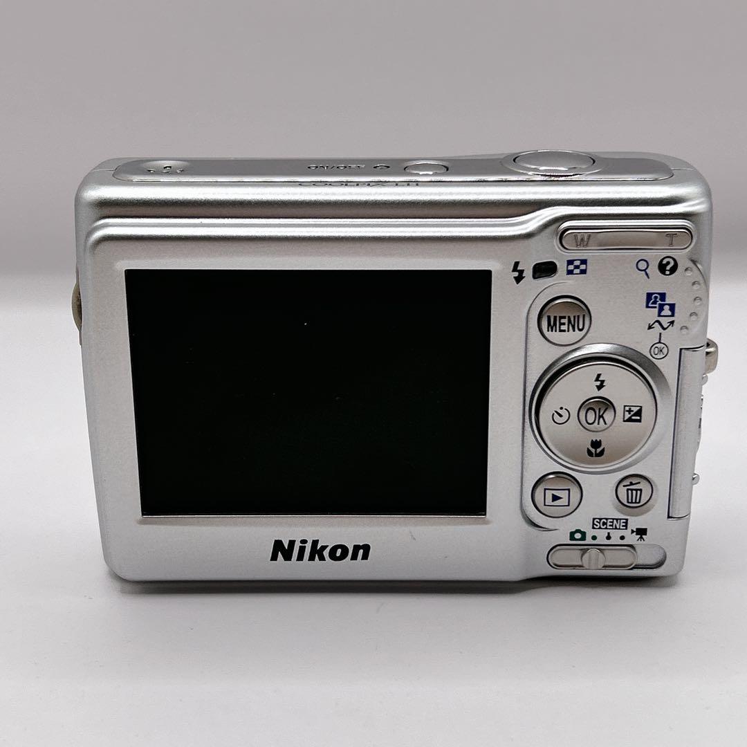 ✨動作品✨NIKON COOLPIX L11 コンデジ 動画　オールドデジカメ