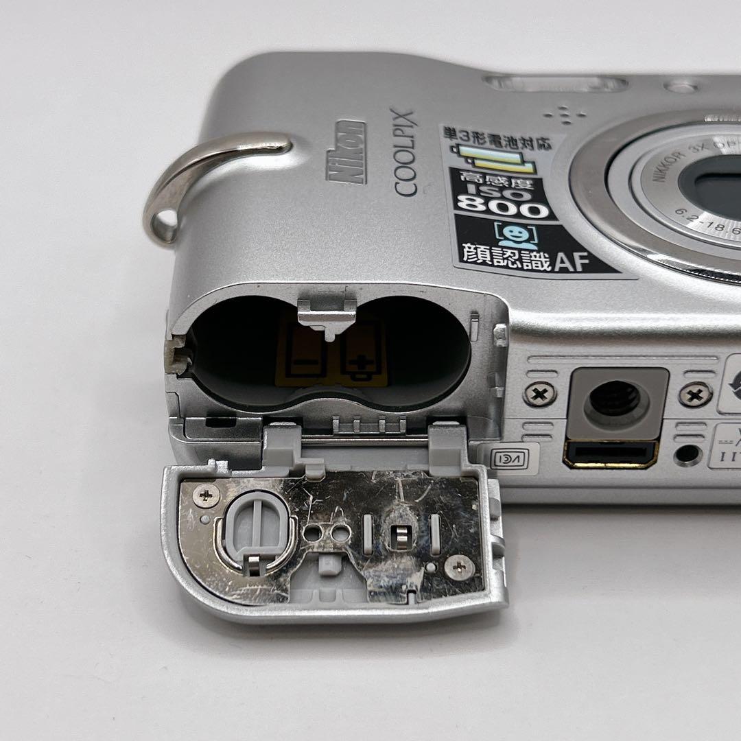 ✨動作品✨NIKON COOLPIX L11 コンデジ 動画　オールドデジカメ