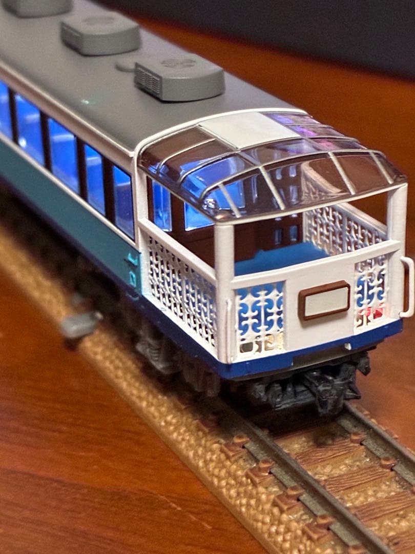 j*7様 アイランドエクスプレス四国　客車5両　マイクロエース　ライト室内灯点灯