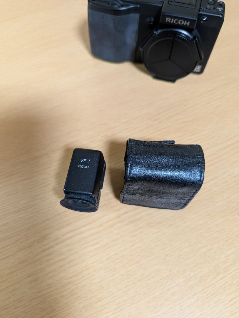 RICOH GX200 コンパクトデジタルカメラ