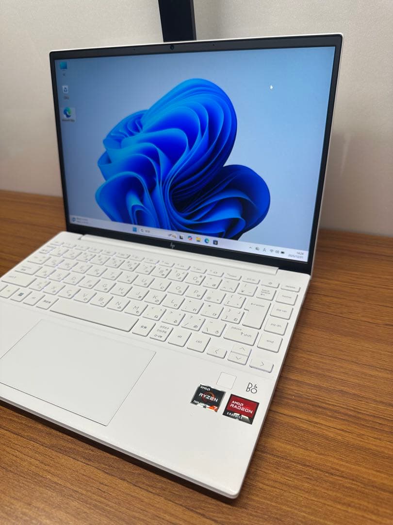Windowsノート本体 HP Pavilion Aero 13 Ryzen7 7735 16/512
