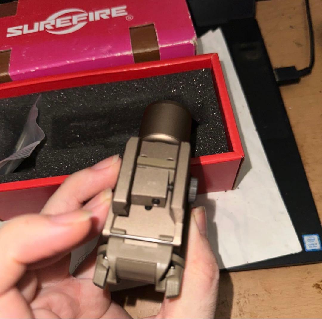 訳ありSUREFIRE シュアファイア X400