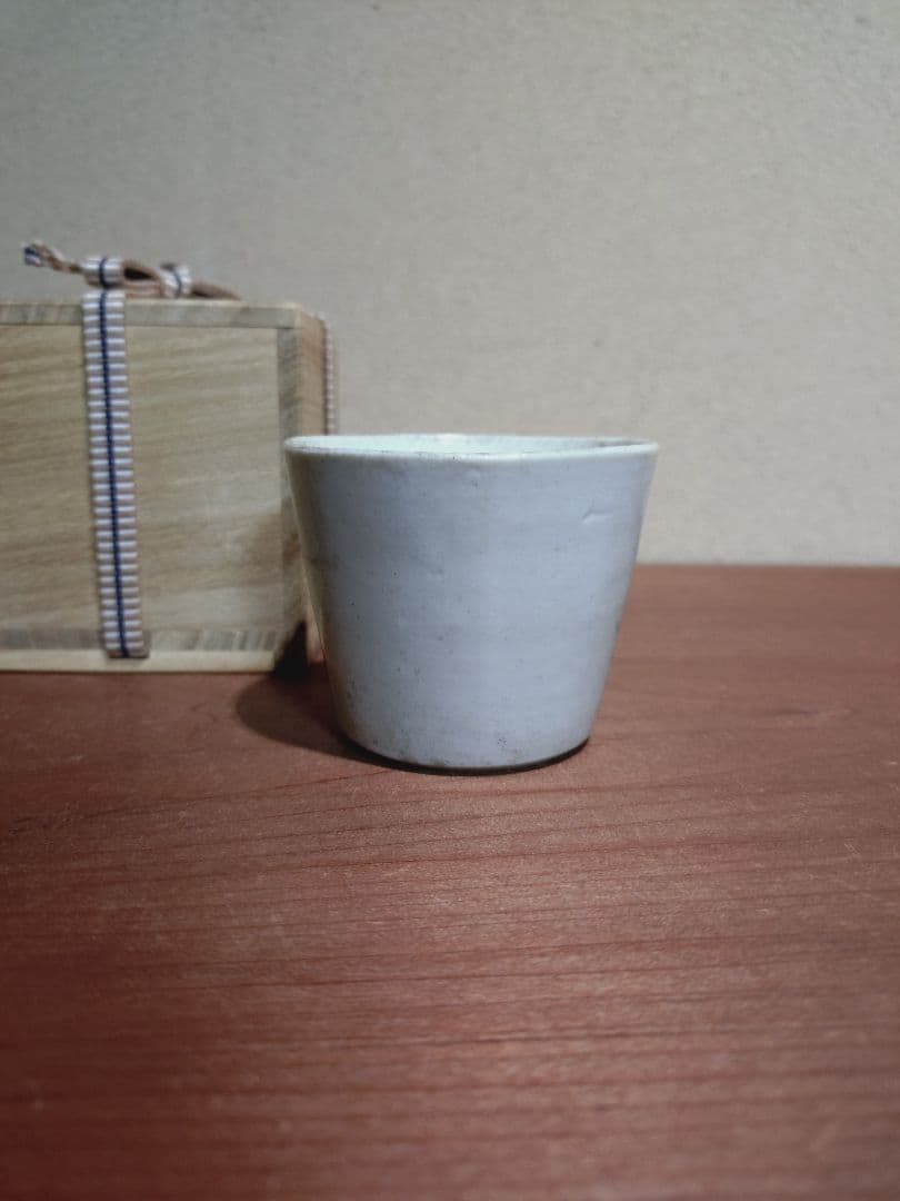 「切込」銘 　 染付 草花紋 猪口 無傷完品