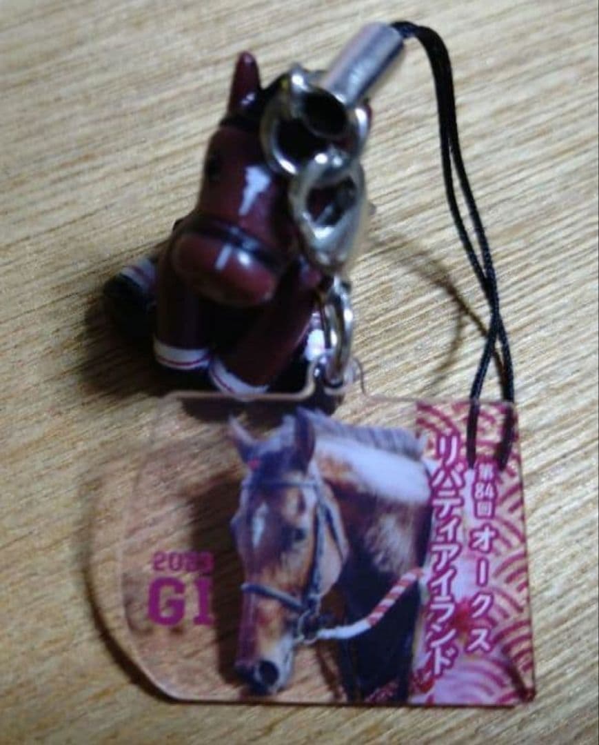 アイドルホース★ミニコレクション リバティアイランド　3冠セット＋阪神JF　4体