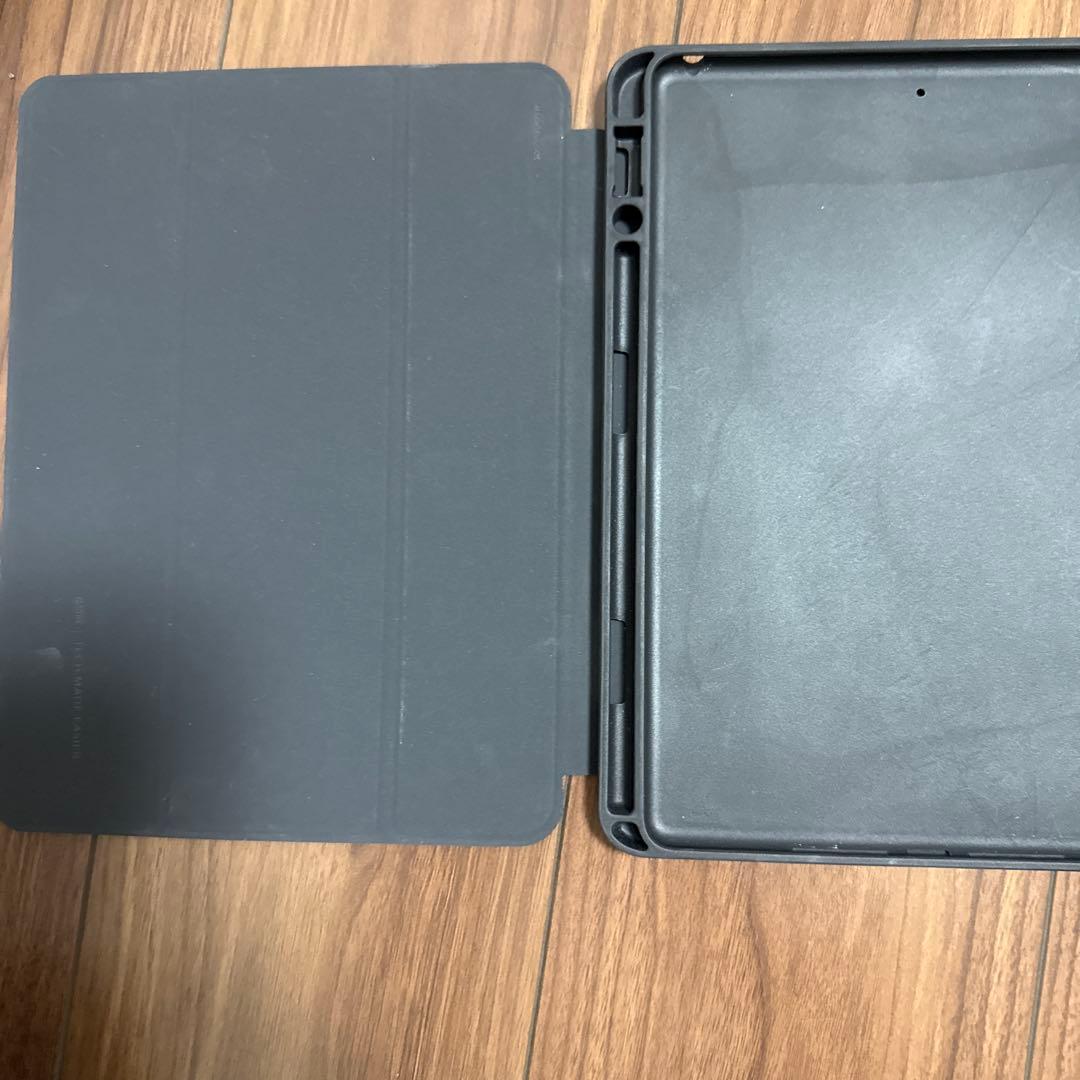 iPad 第8世代　Wi-Fiセルラー32Gシルバー 美品ほぼ未使用ケース付