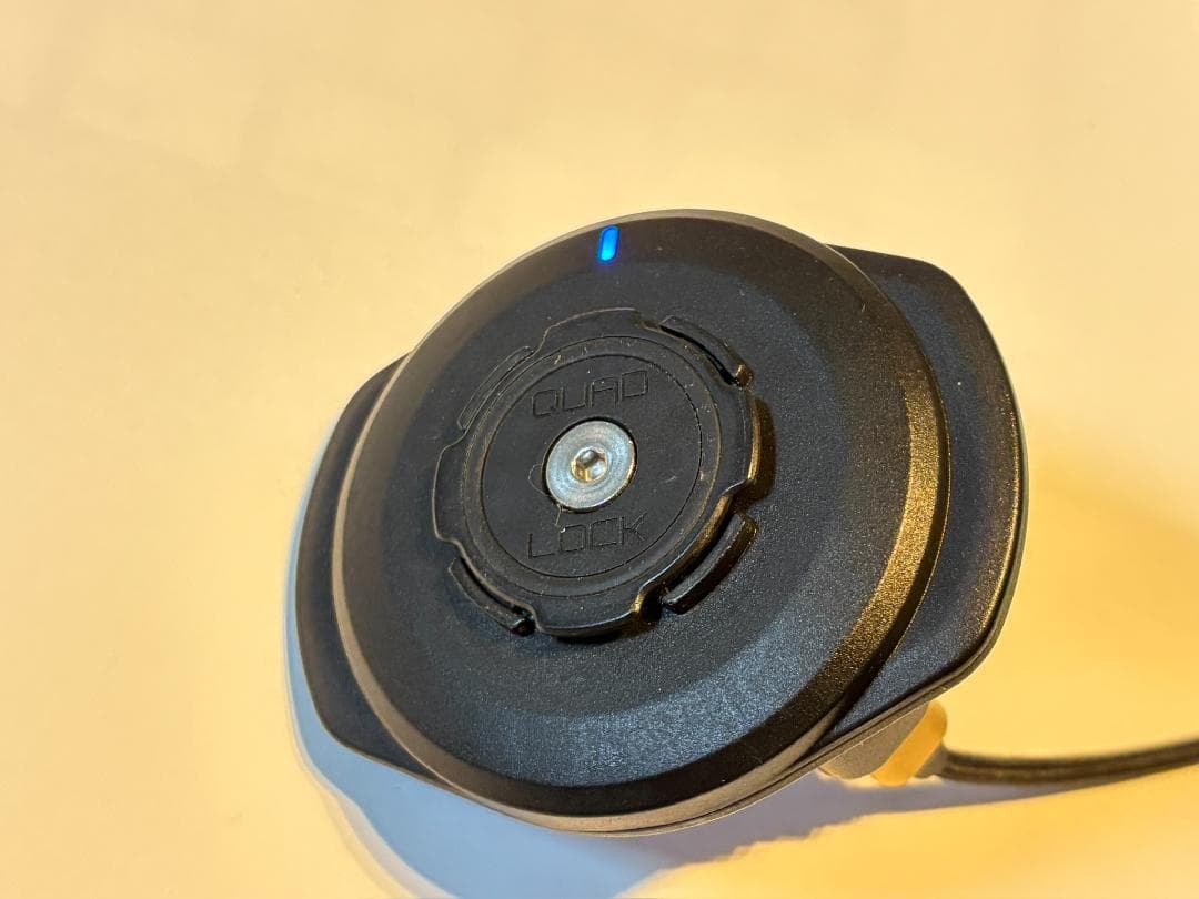 純正Quad Lock 防水ワイヤレス充電ヘッド＆防震ダンパー　クアッドロック