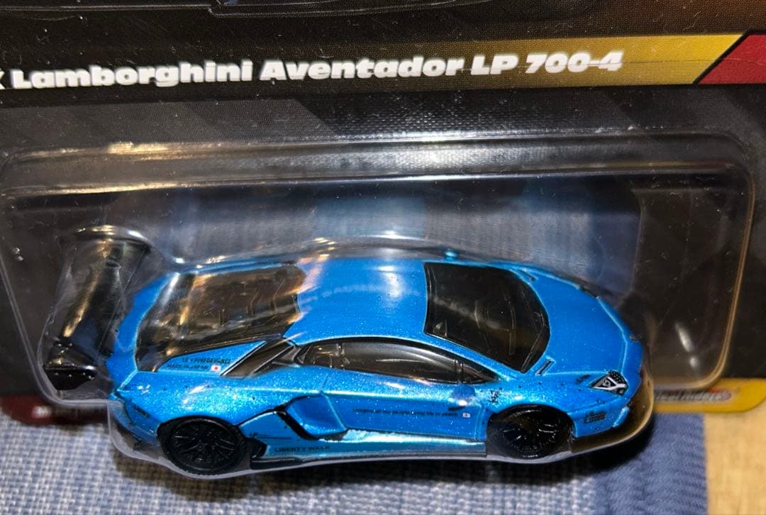 ホットウィール ELITE64 LBWK ランボルギーニアヴェンタドール