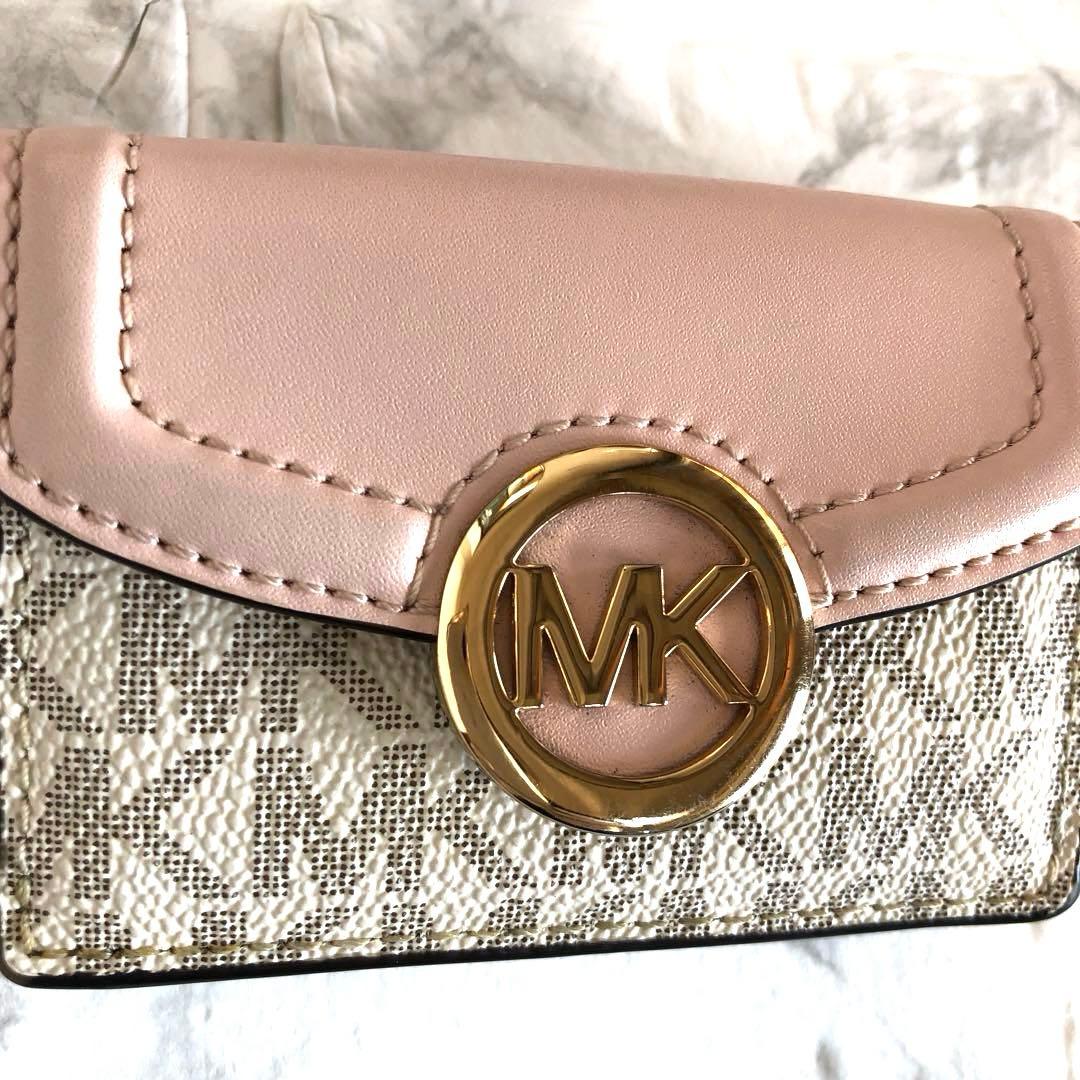 【極美品】マイケルコースMICHAELKORS 三つ折り財布 dark